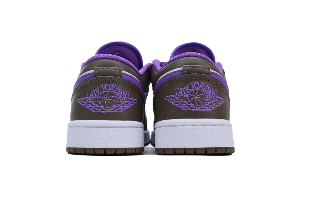 Nike Air Jordan 1 Retro Low Low-Top Sneakers