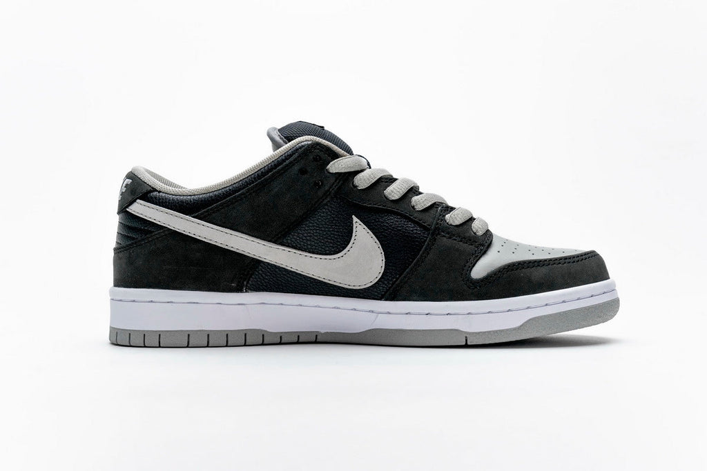 Nike SB Dunk Low – Classic Streetwear Sneakers (EU 36–45)