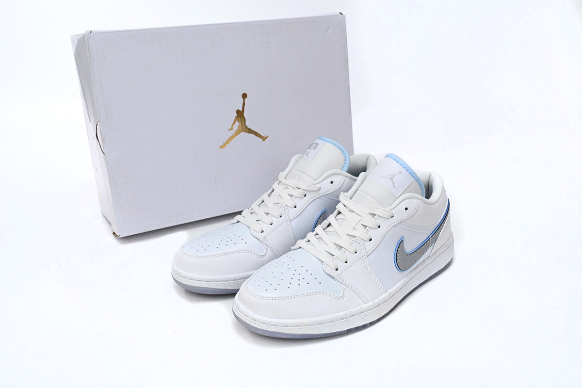 Nike Air Jordan 1 Retro Low Low-Top Sneakers