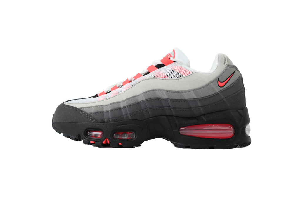 Nike Air Max 95 – Classic Sneakers
