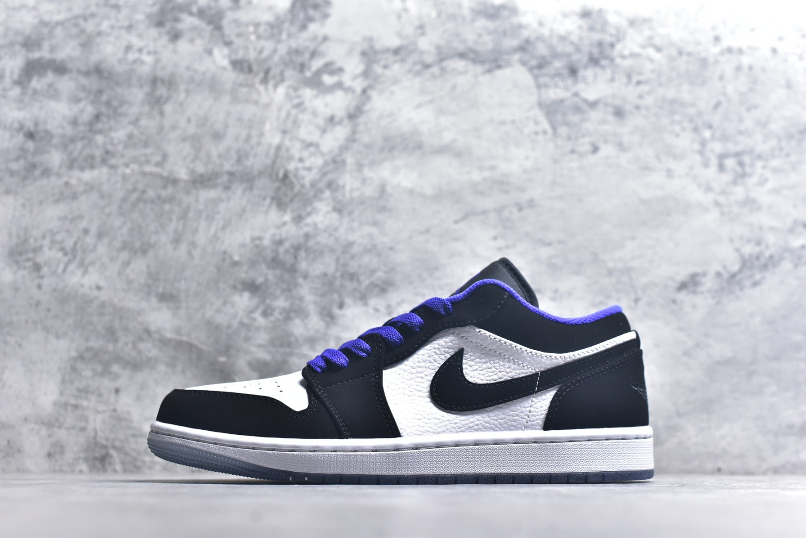 Air Jordan 1 Low AJ1 Sneakers | Men's & Women's