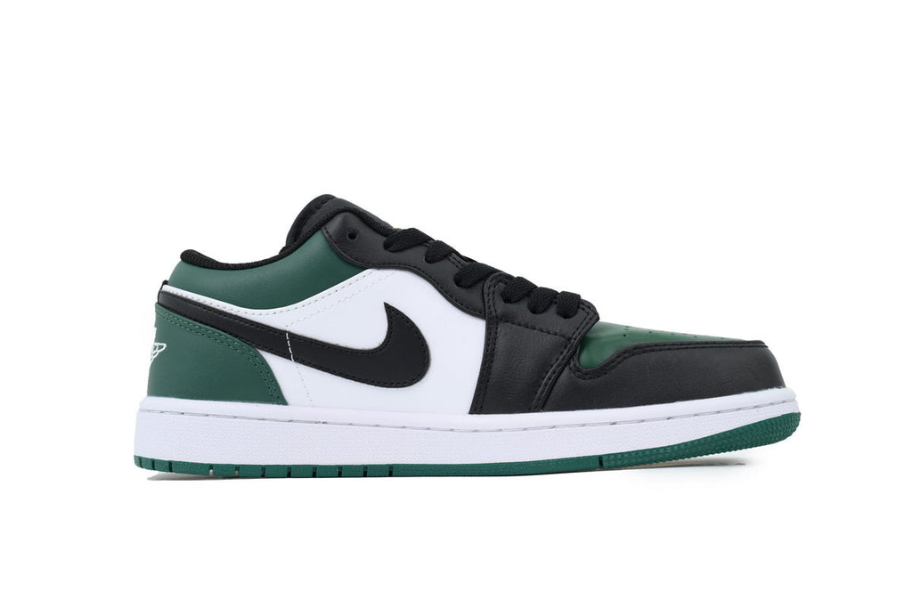 Nike Air Jordan 1 Retro Low Low-Top Sneakers