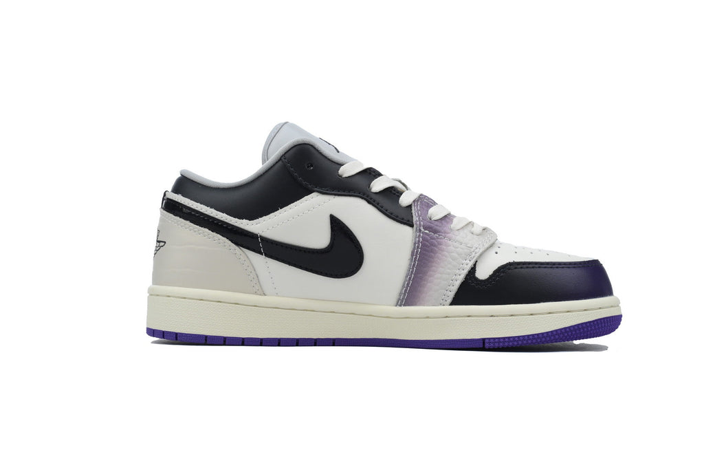 Nike Air Jordan 1 Retro Low Low-Top Sneakers