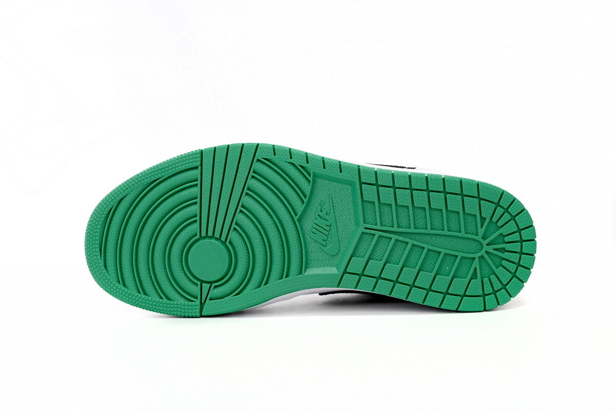 Nike Air Jordan 1 Retro Low Low-Top Sneakers