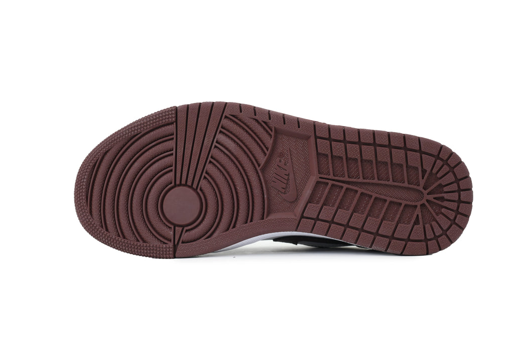 Nike Air Jordan 1 Retro Low Low-Top Sneakers