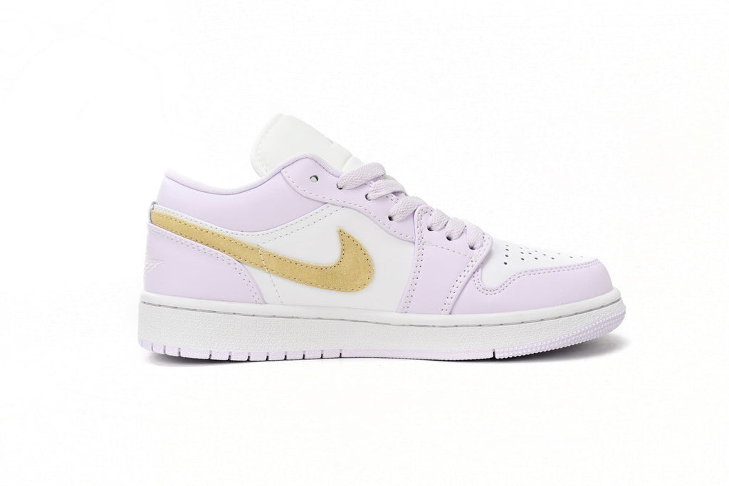 Nike Air Jordan 1 Retro Low Low-Top Sneakers