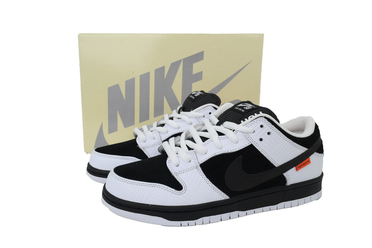 Nike SB Dunk Low – Classic Streetwear Sneakers (EU 36–45)