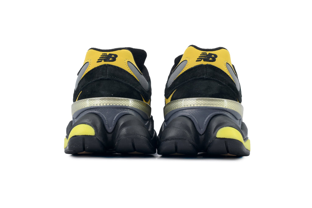New Balance 9060 Sneakers