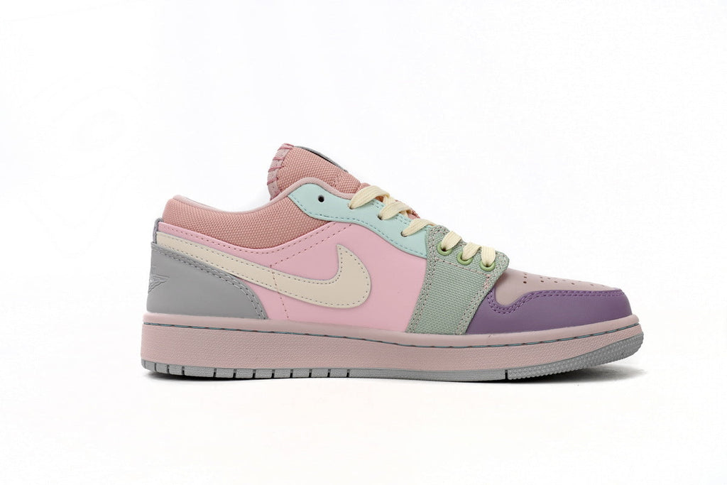 Nike Air Jordan 1 Retro Low Low-Top Sneakers