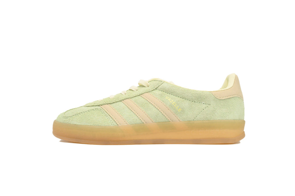 Adidas Samba OG – Retro German-Inspired Sneakers