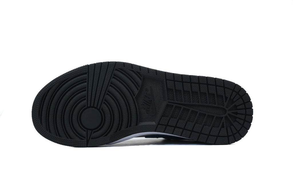 Nike Air Jordan 1 Retro Low Low-Top Sneakers