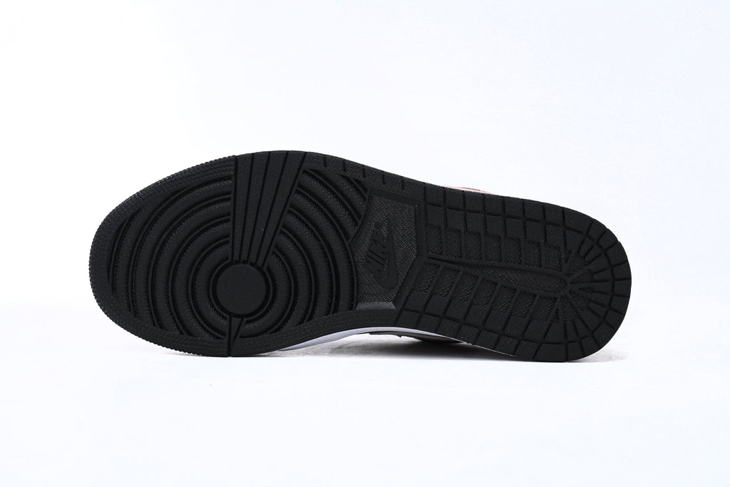Nike Air Jordan 1 Retro Low Low-Top Sneakers