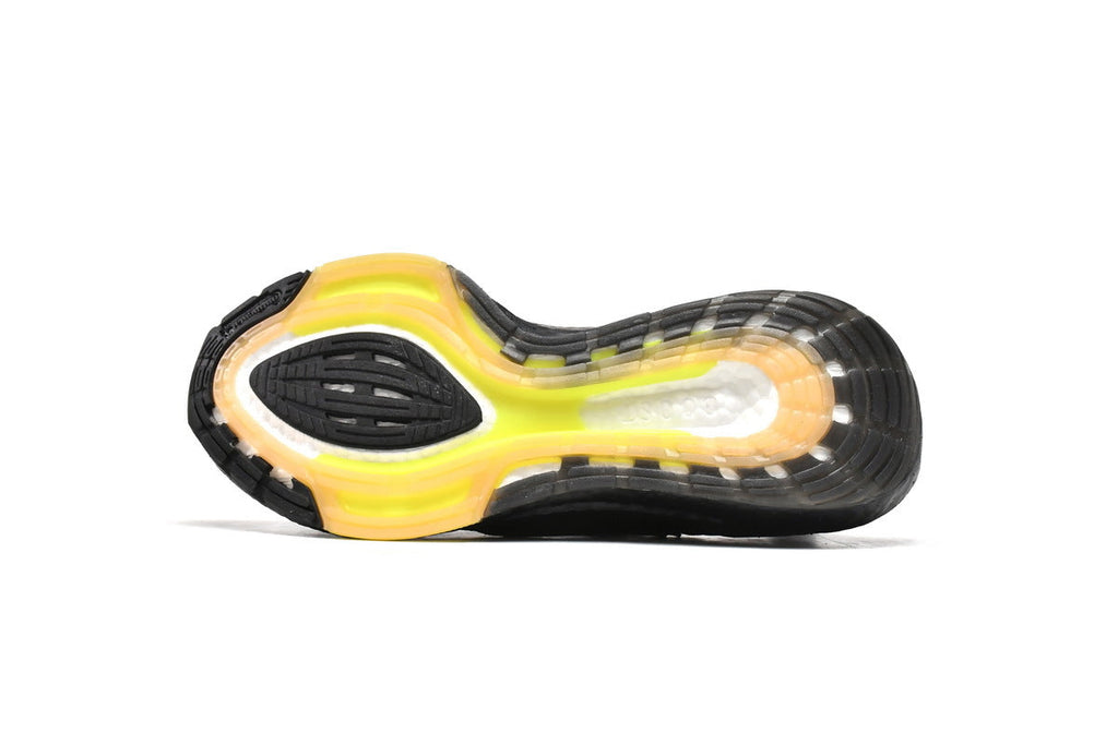 Adidas Ultraboost 22 Running Shoes