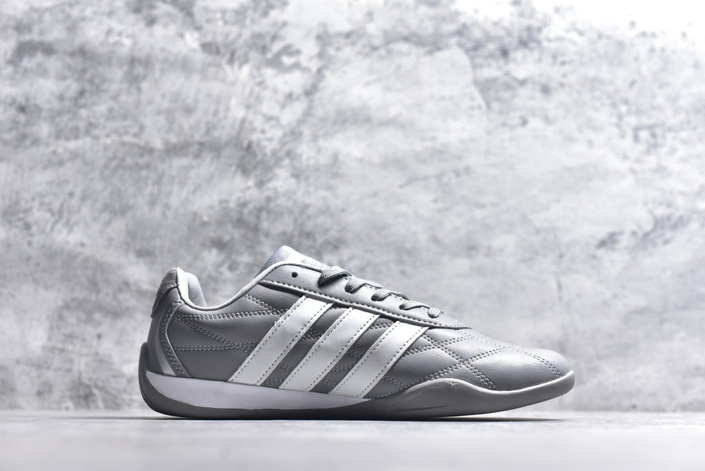 Adidas Adipista Trainers | Non-Slip & Durable Casual Shoes | EU 36-45