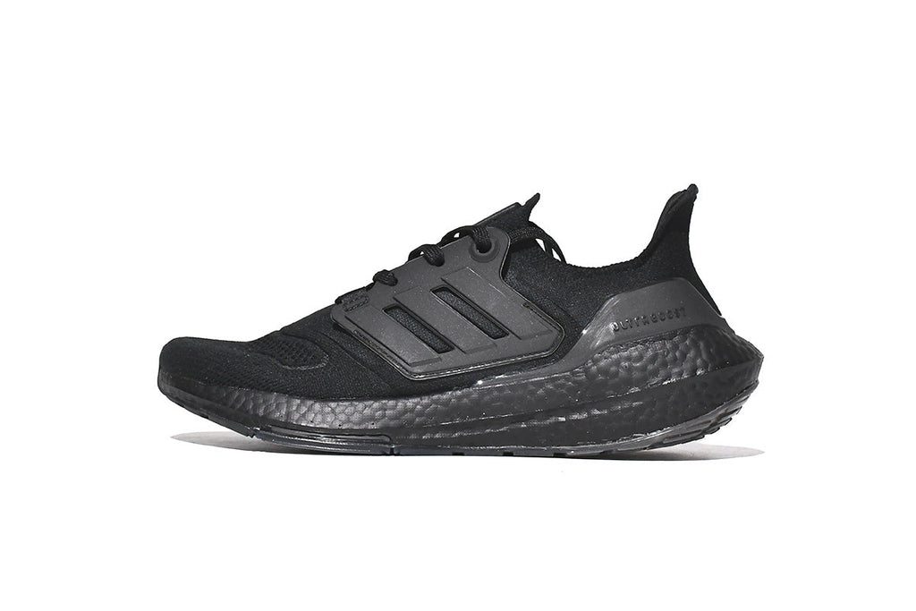 Adidas Ultraboost 22 Running Shoes