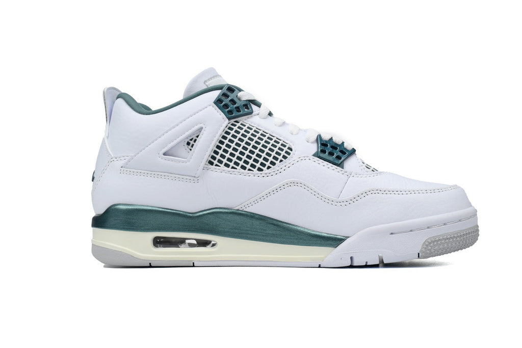 Nike Air Jordan 4 – Retro Basketball Sneakers