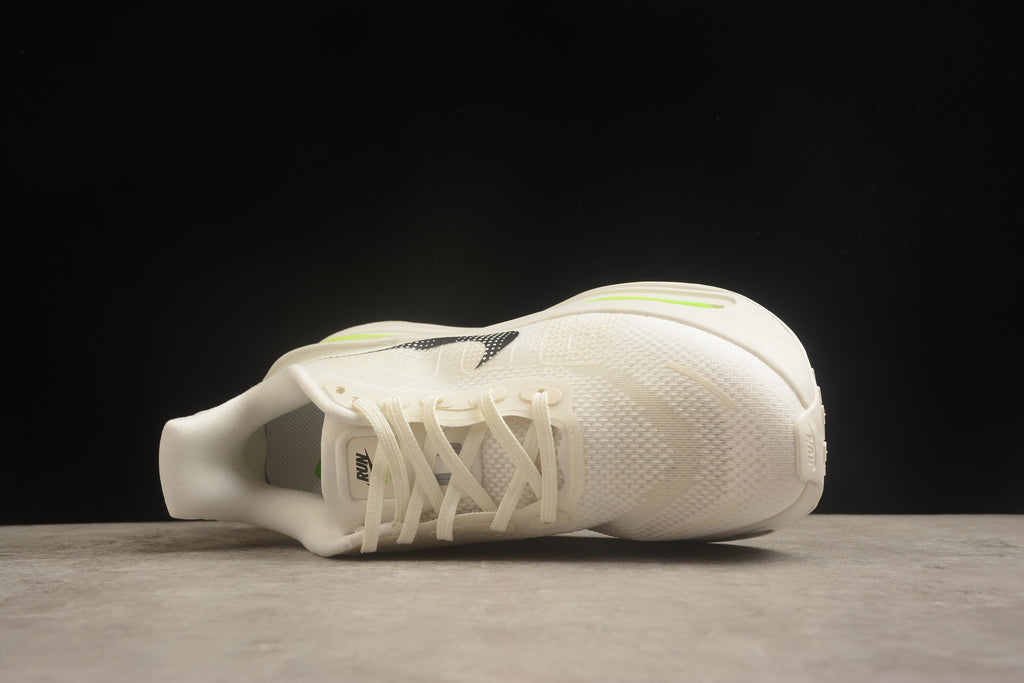 Nike Vomero 18 Running Shoes | Premium Cushioning | EU 36-45