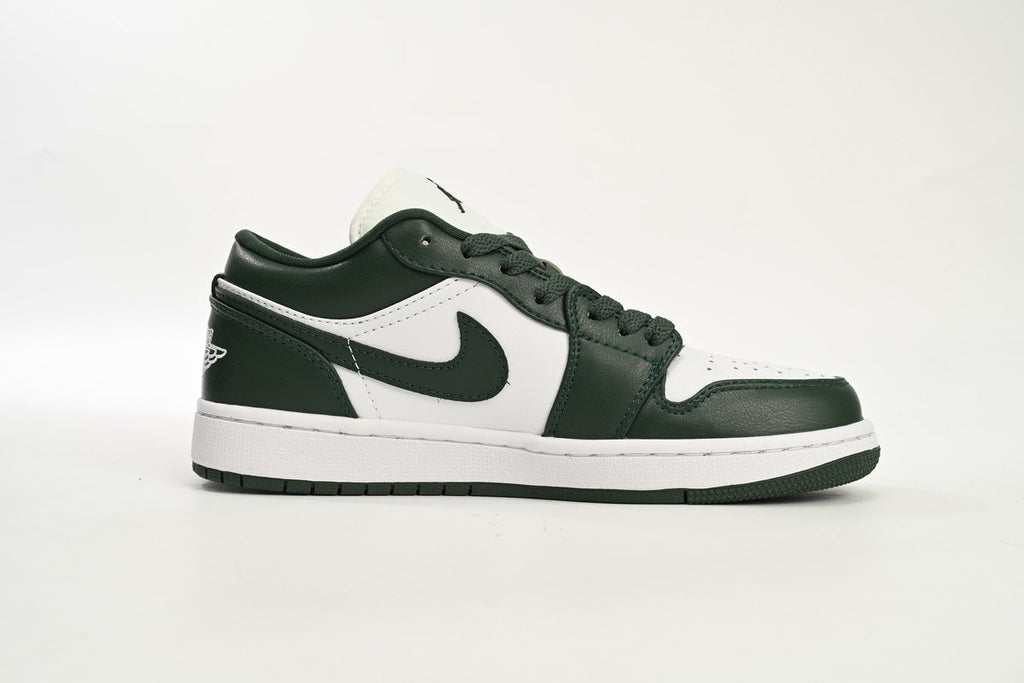 Nike Air Jordan 1 Retro Low Low-Top Sneakers