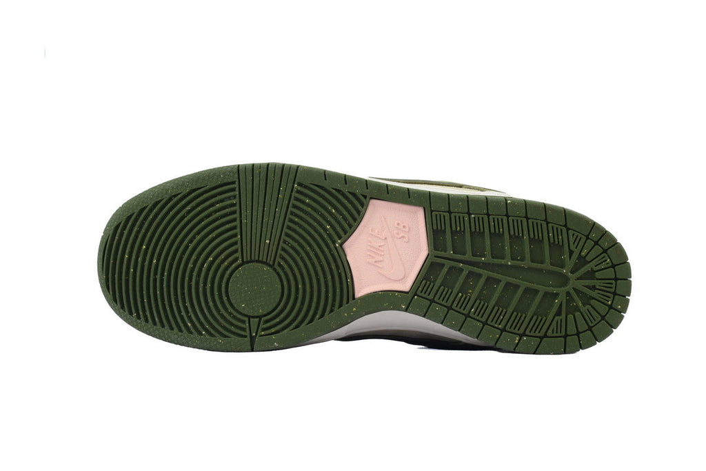 Nike SB Dunk Low – Classic Streetwear Sneakers (EU 36–45)