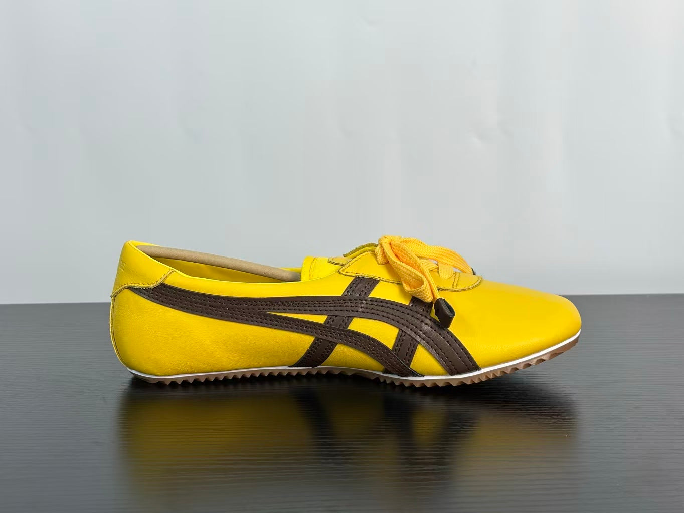 VERSACE × Onitsuka Tiger "Tai-Chi Sakura" Low-Top Sneakers | Yellow | Leather & Suede | EU 36–41.5