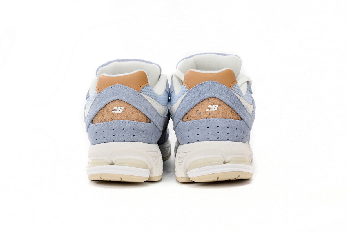 New Balance 2002R Sneakers