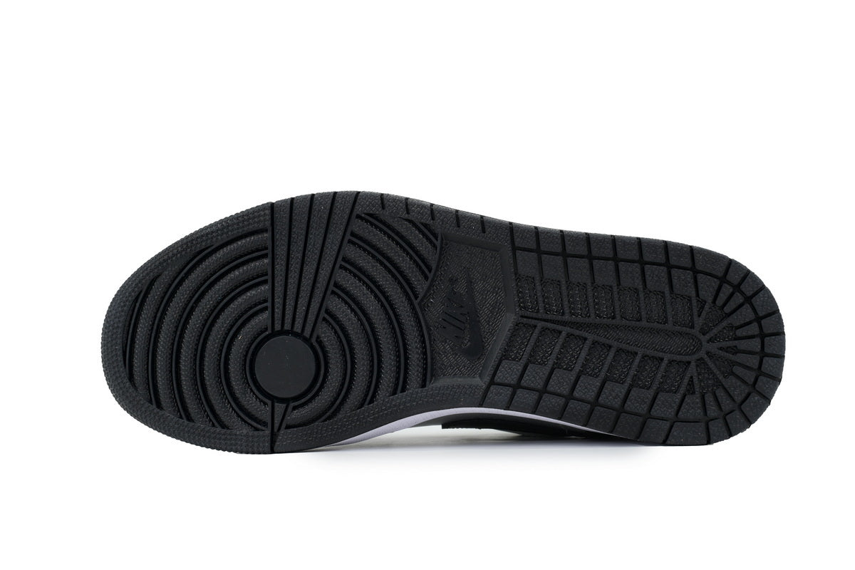 Nike Air Jordan 1 Retro Low Low-Top Sneakers