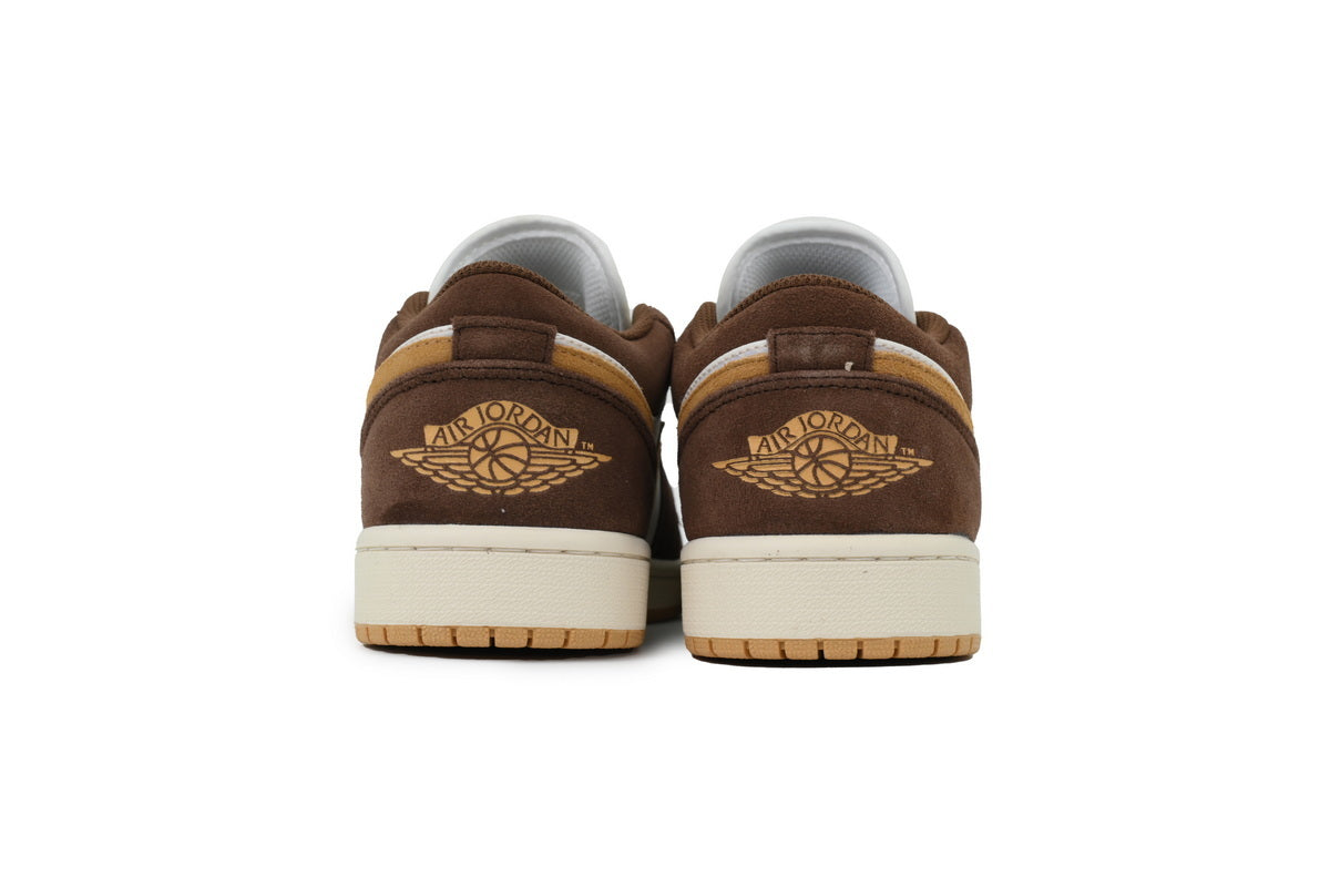 Nike Air Jordan 1 Retro Low Low-Top Sneakers