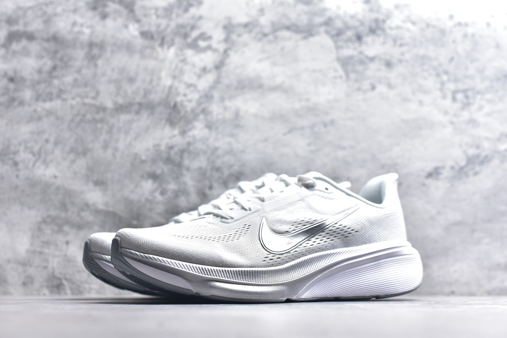 Nike Pegasus 42 Low-Top Running & Training Shoes | EU 36-45