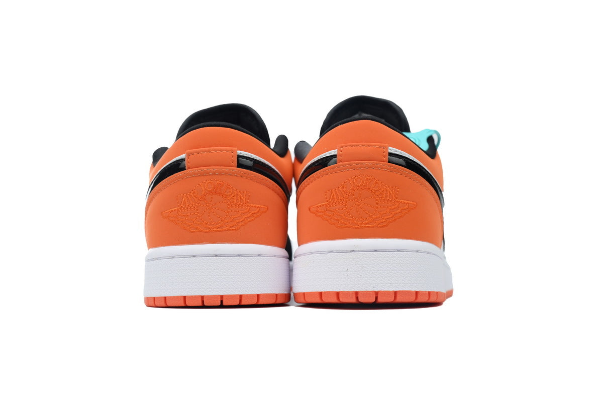 Nike Air Jordan 1 Retro Low Low-Top Sneakers