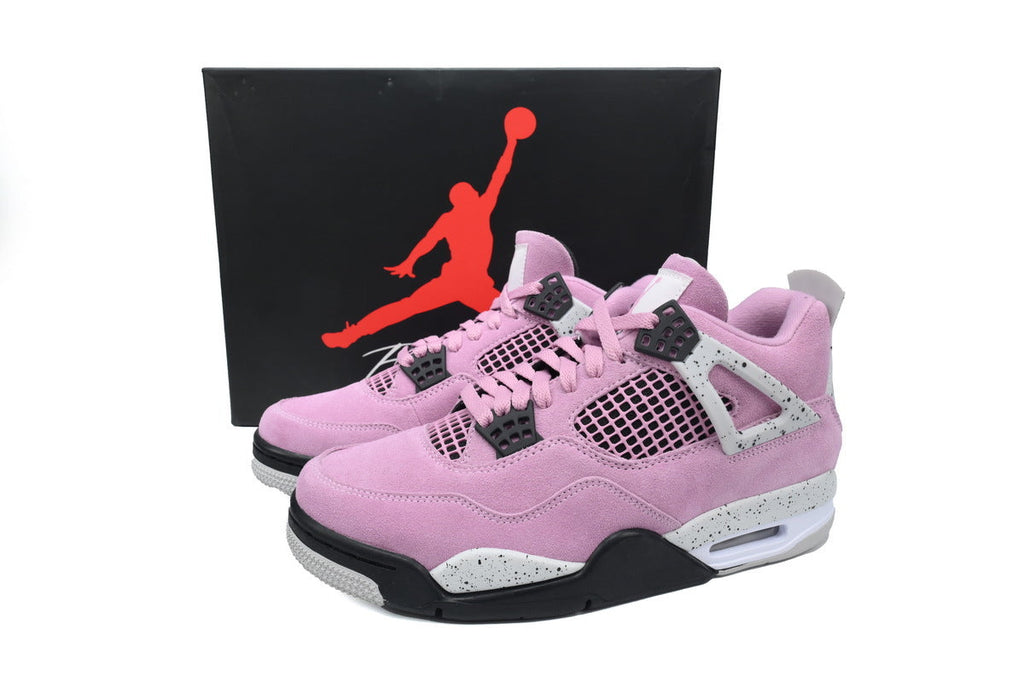 Nike Air Jordan 4 – Retro Basketball Sneakers