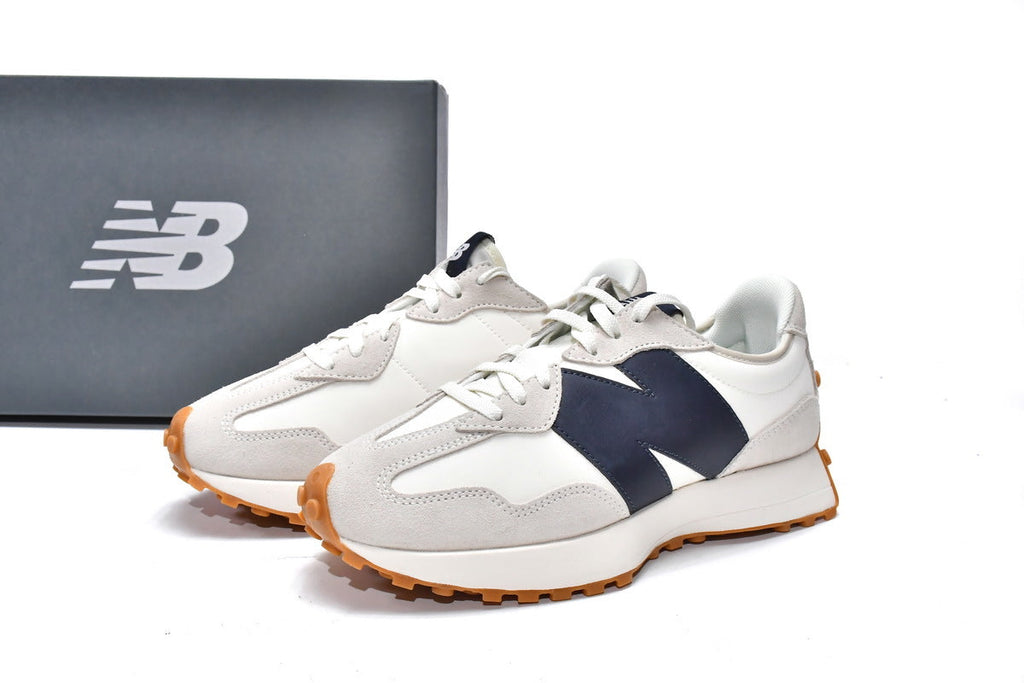 New Balance 327 Sneakers