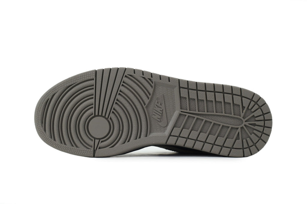 Nike Air Jordan 1 Retro Low Low-Top Sneakers