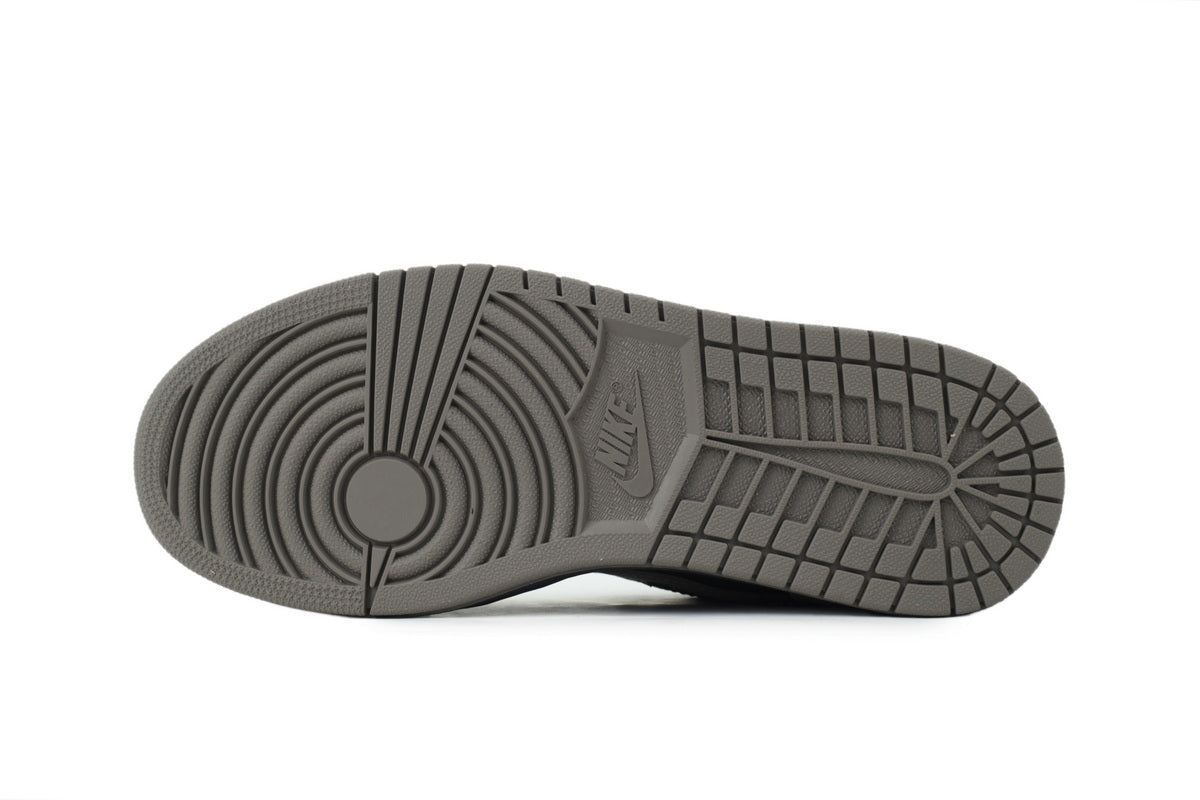 Nike Air Jordan 1 Retro Low Low-Top Sneakers