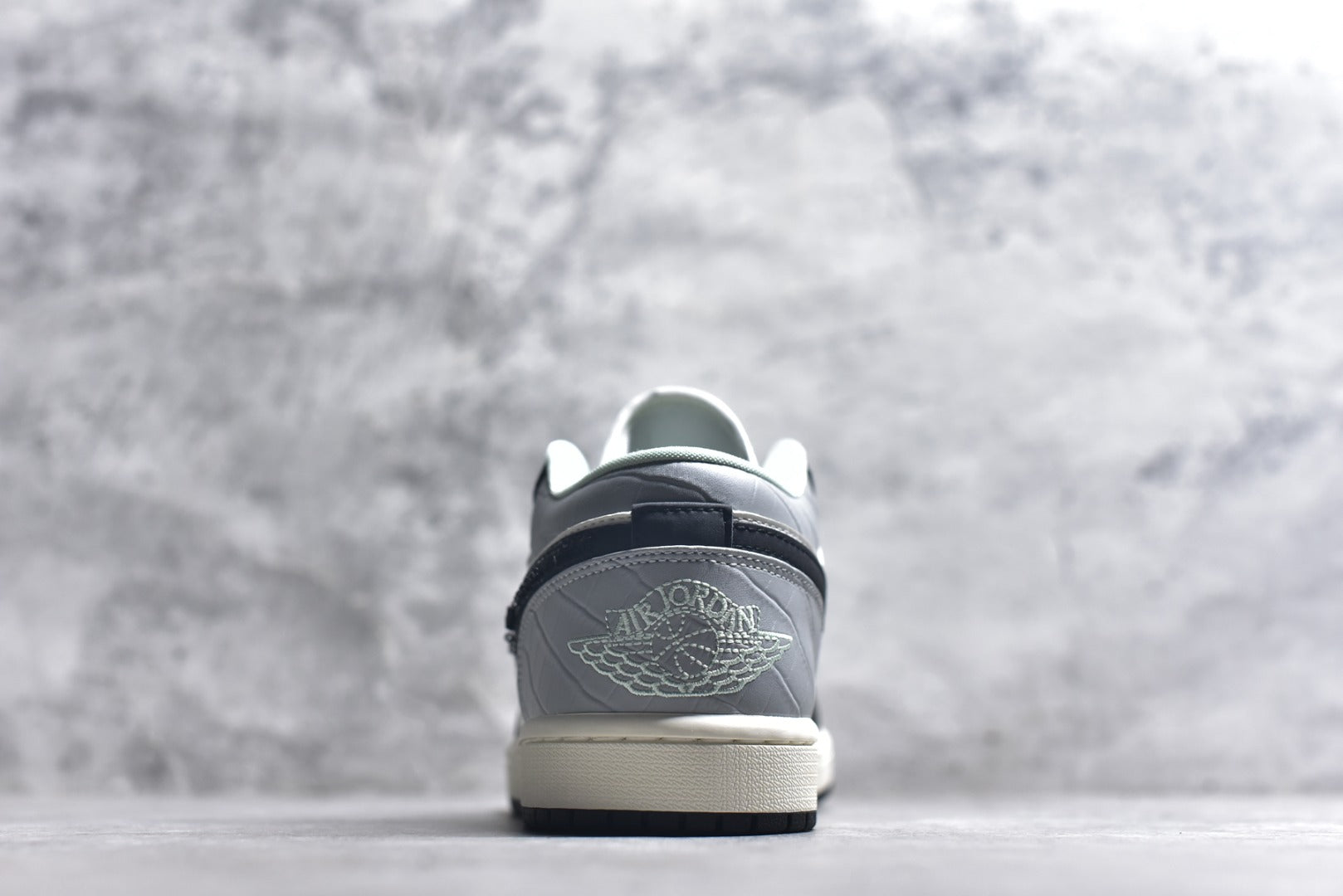 Air Jordan 1 Low AJ1 Sneakers | Men's & Women's