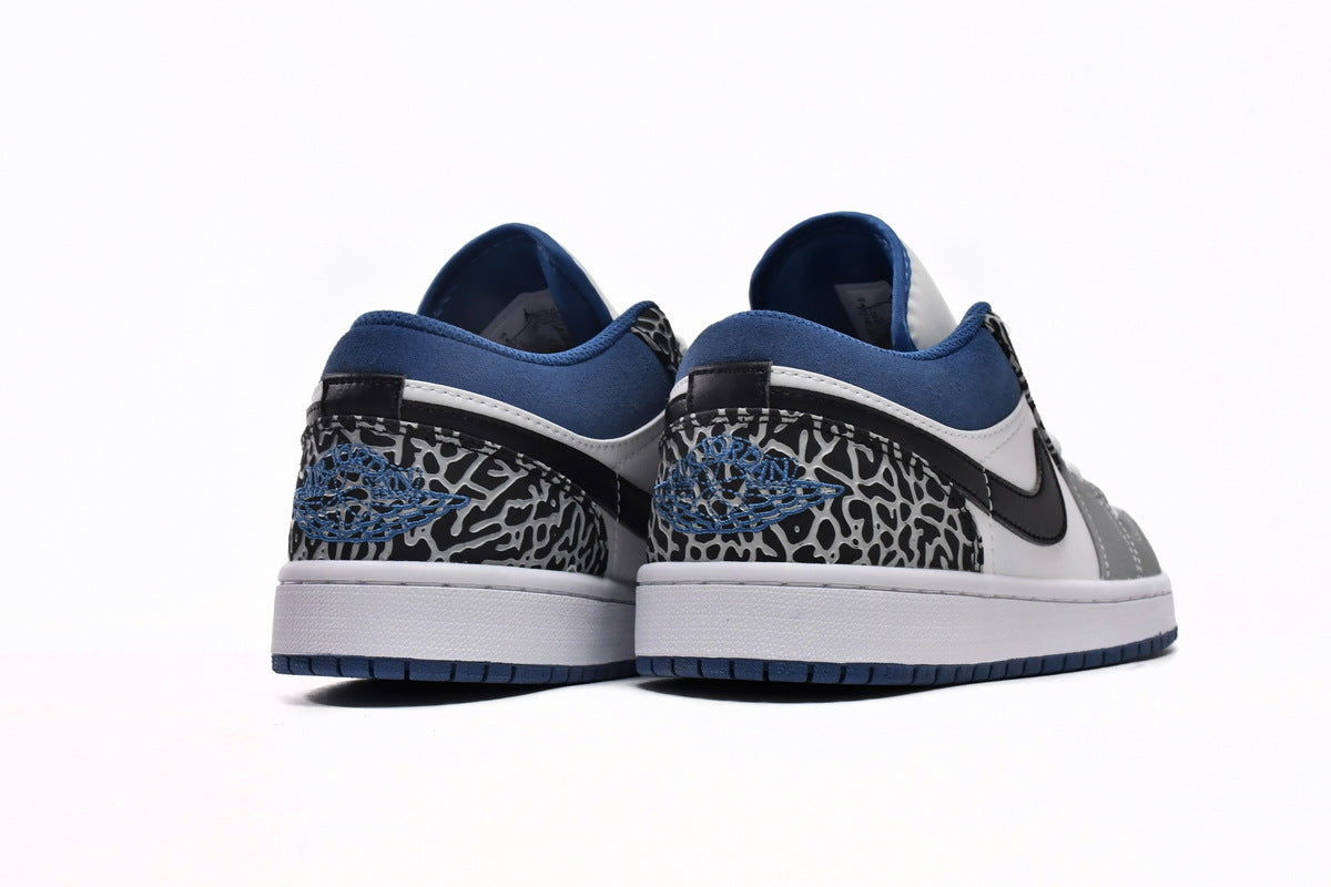 Nike Air Jordan 1 Retro Low Low-Top Sneakers