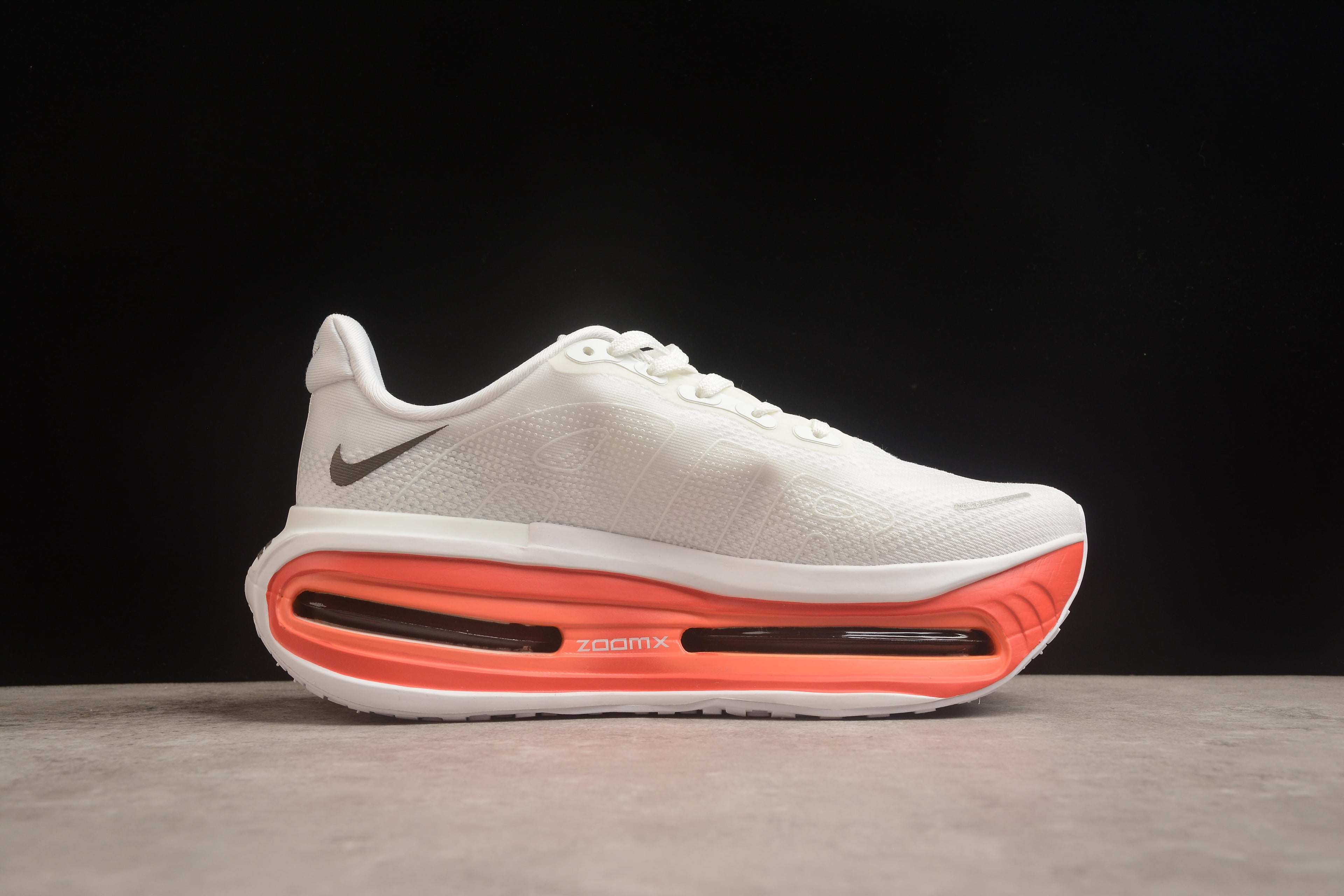 Nike Vomero 18 Running Shoes | Premium Cushioning | EU 36-45