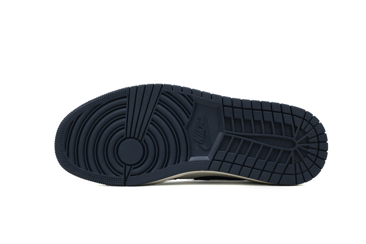 Nike Air Jordan 1 Retro Low Low-Top Sneakers