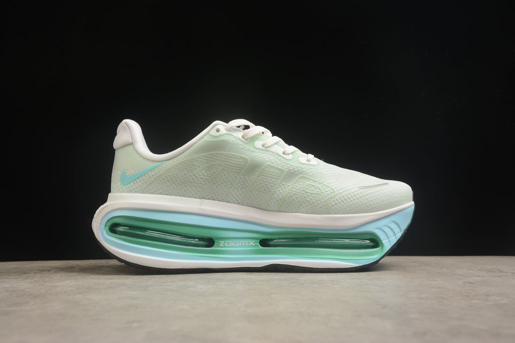 Nike Vomero 18 Running Shoes | Premium Cushioning | EU 36-45