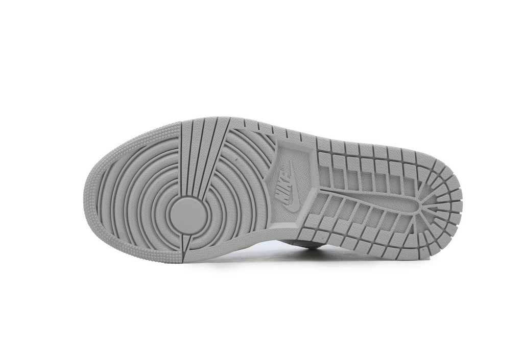 Nike Air Jordan 1 Retro Low Low-Top Sneakers