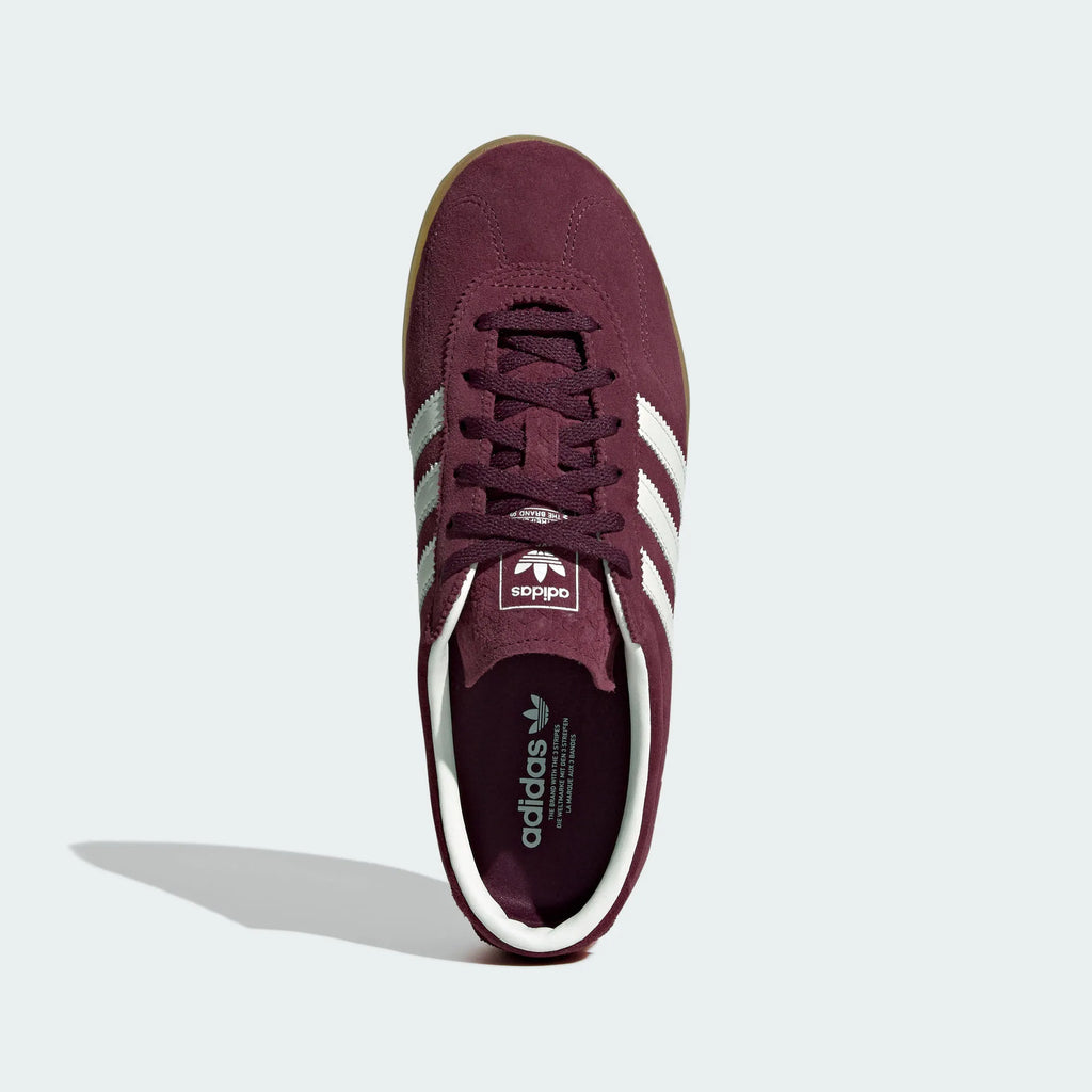 Adidas Originals – Burgundy / Off-White Suede Casual Sneakers