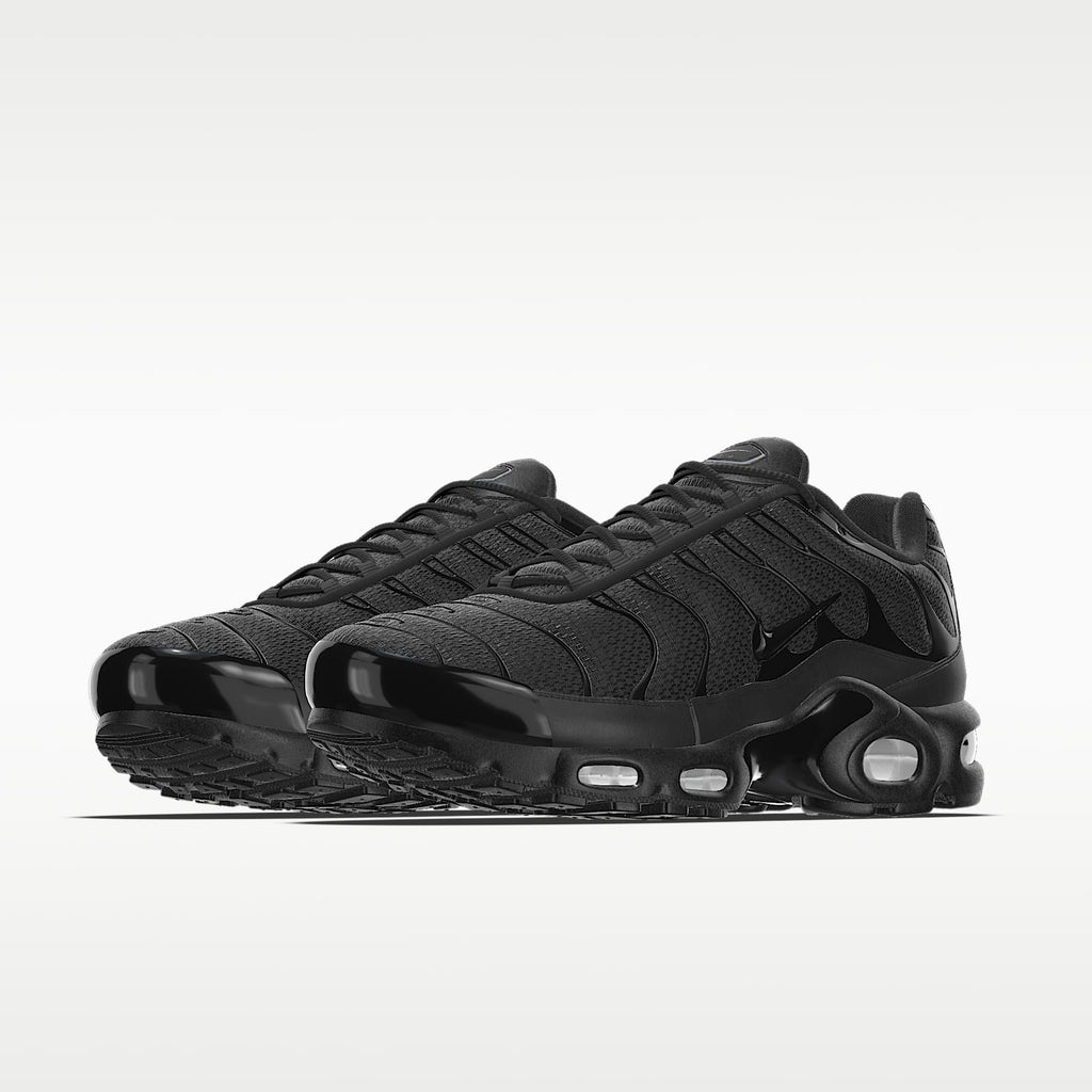 Nike Air Max Plus — Triple Black