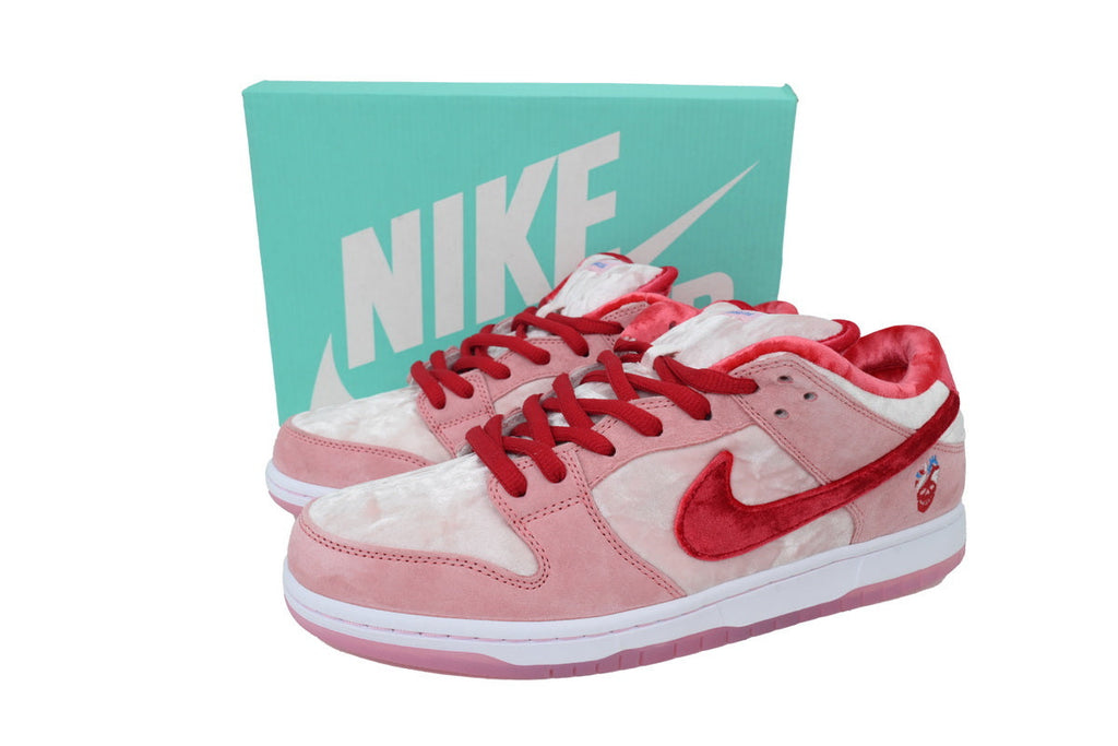 Nike SB Dunk Low – Classic Streetwear Sneakers (EU 36–45)