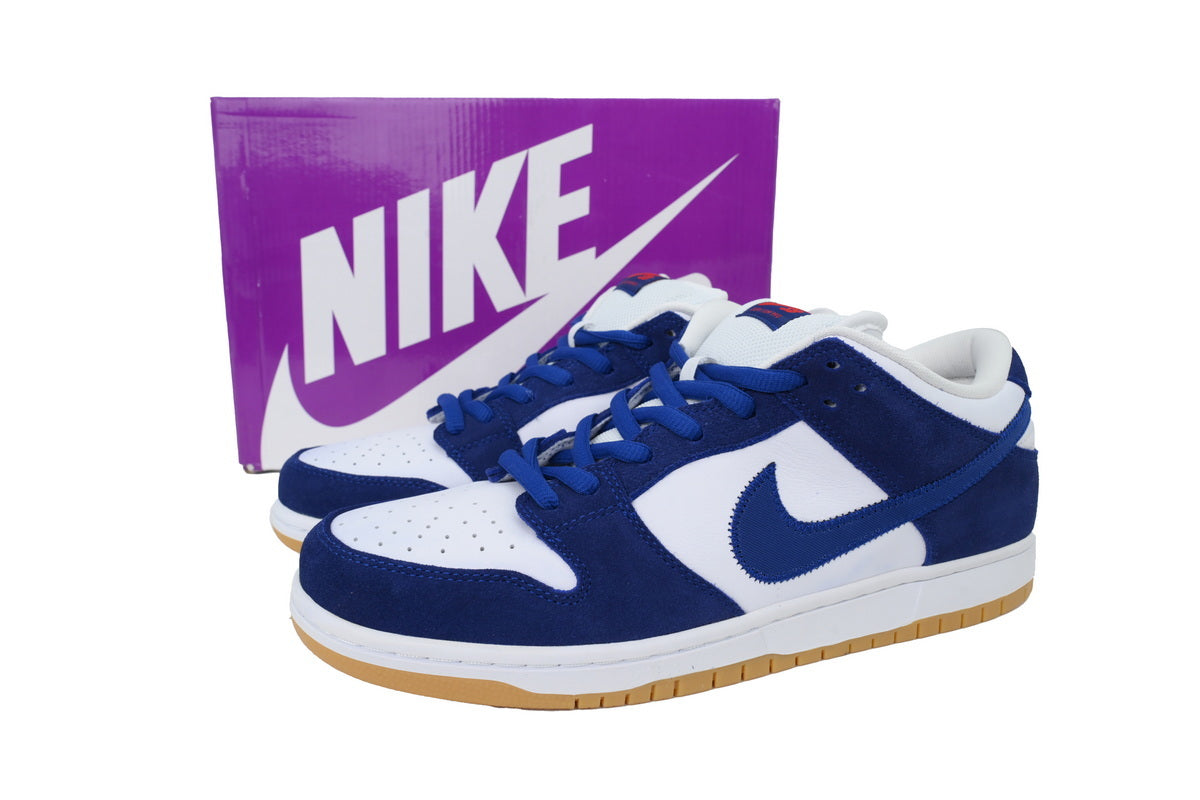 Nike SB Dunk Low – Classic Streetwear Sneakers (EU 36–45)