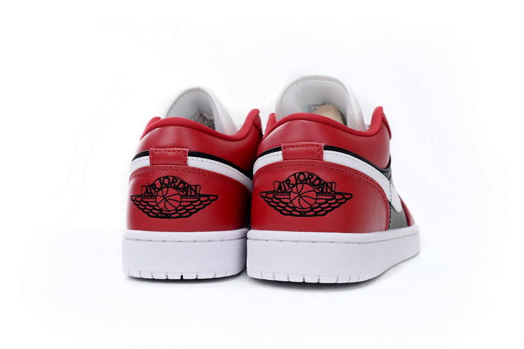 Nike Air Jordan 1 Retro Low Low-Top Sneakers