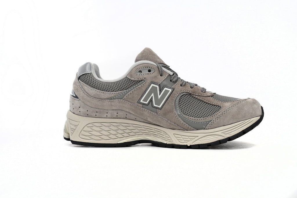 New Balance 2002R Sneakers