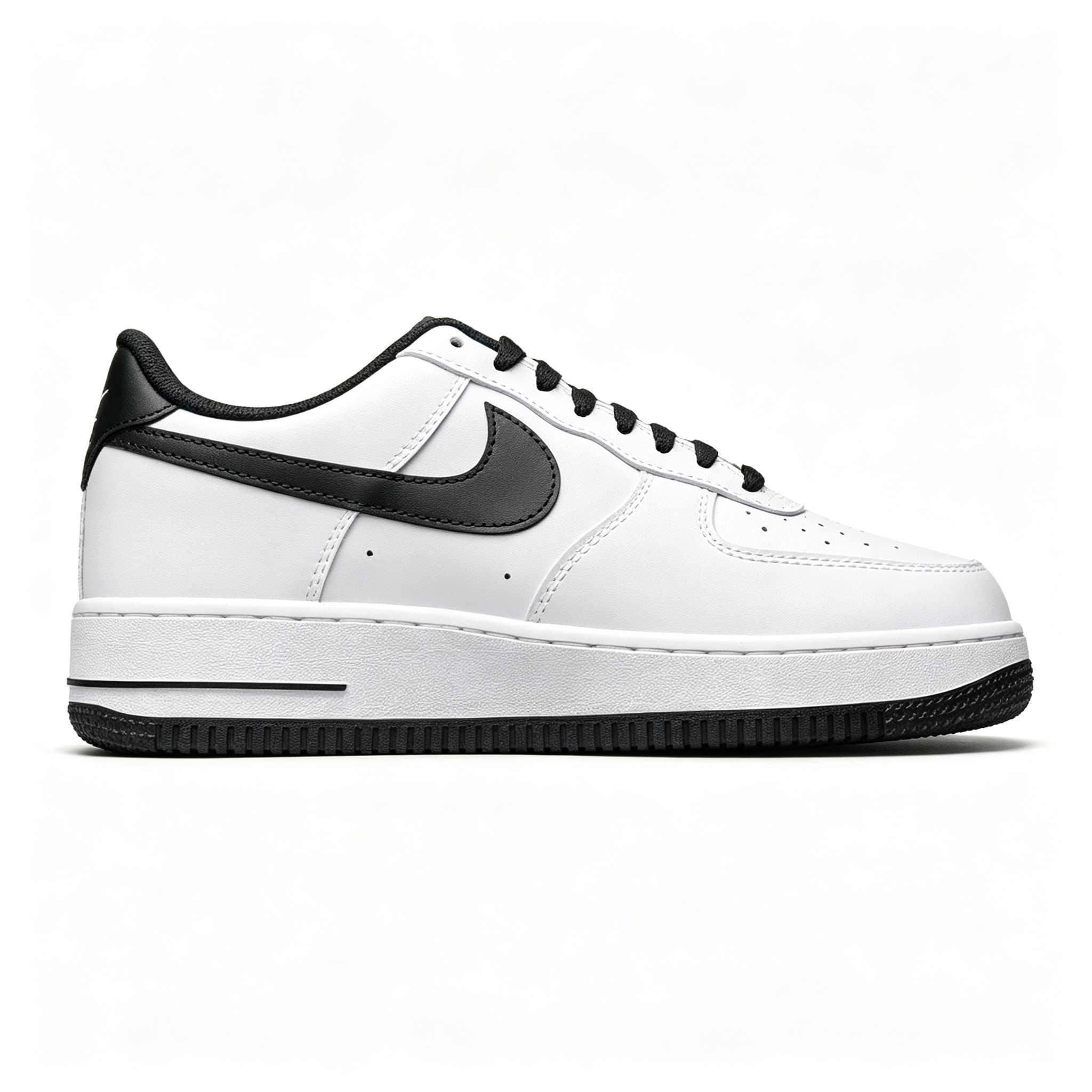 Nike Air Force 1 '07 Low 'White Black' – Iconic Two-Tone Leather Sneaker