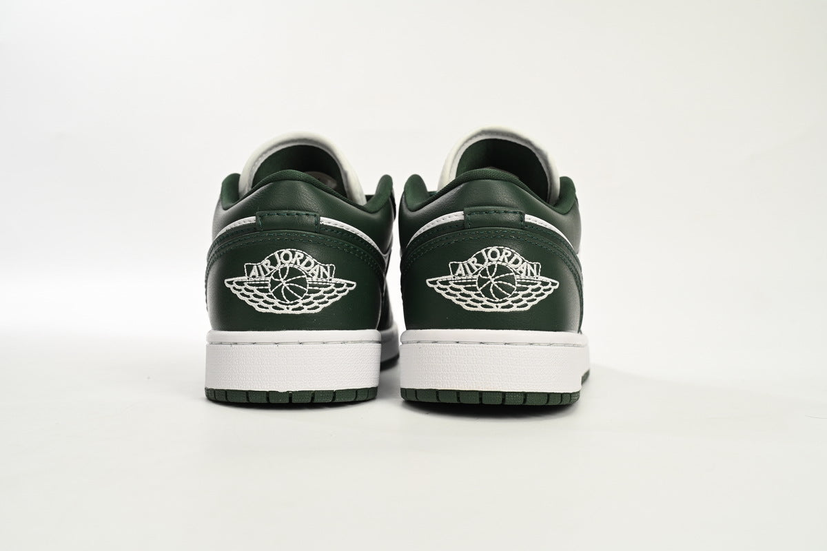 Nike Air Jordan 1 Retro Low Low-Top Sneakers