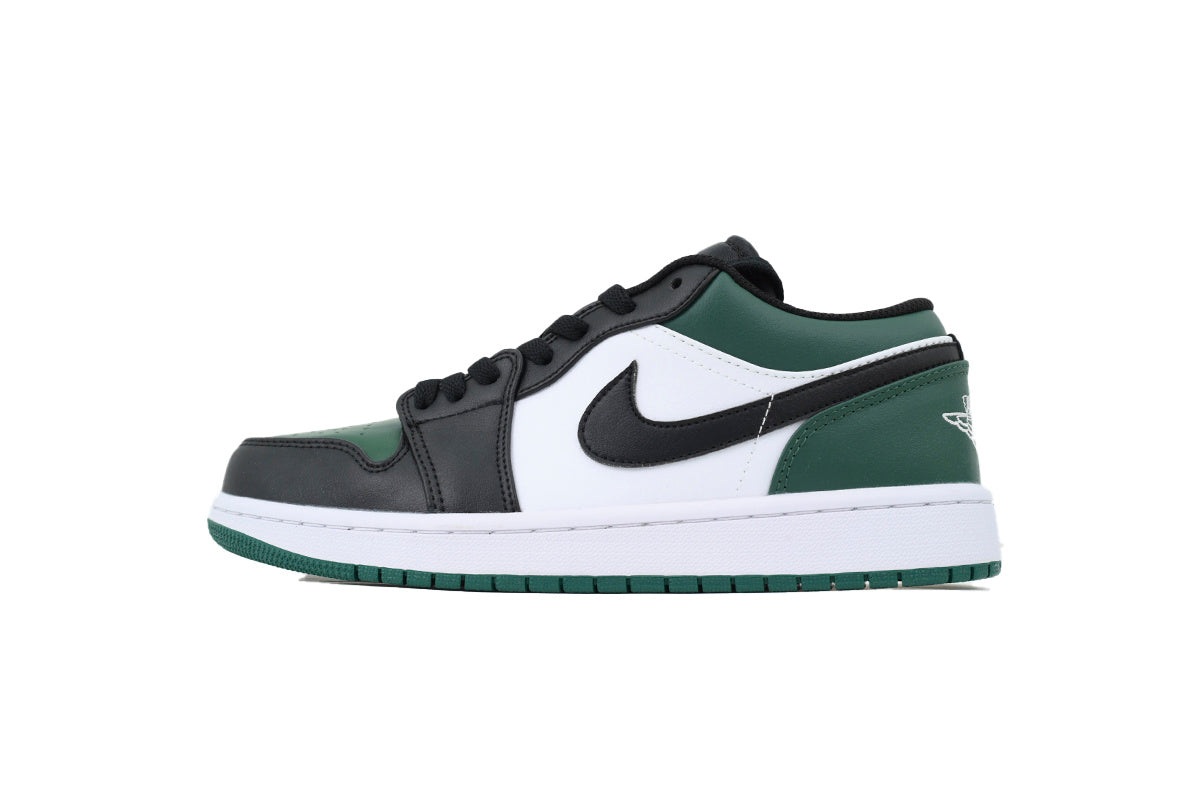 Nike Air Jordan 1 Retro Low Low-Top Sneakers