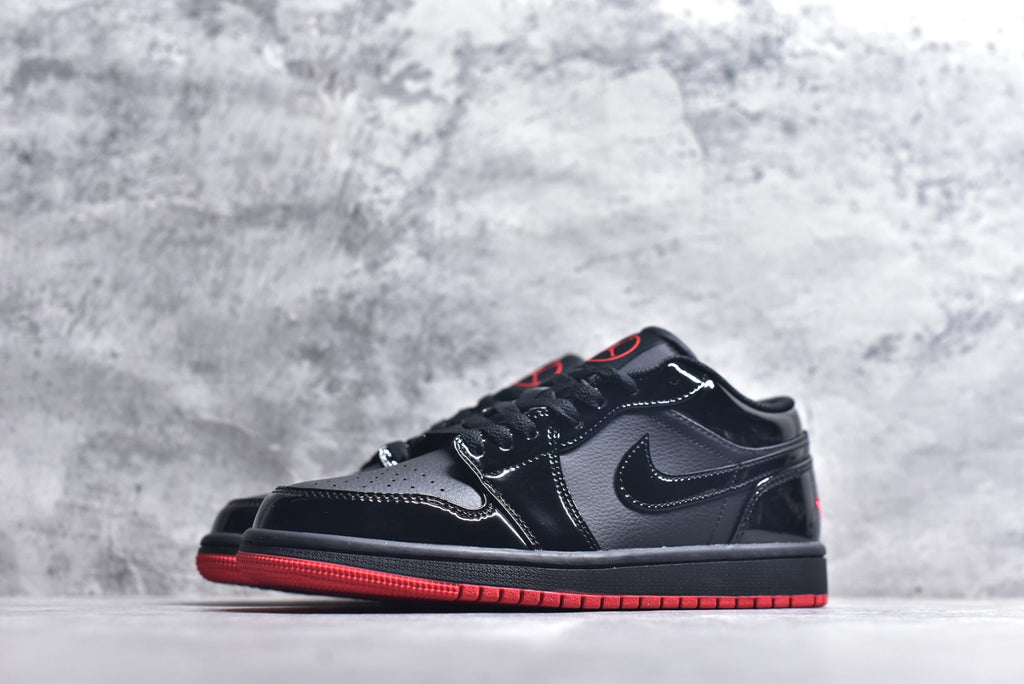 Air Jordan 1 Low AJ1 Sneakers | Men's & Women's
