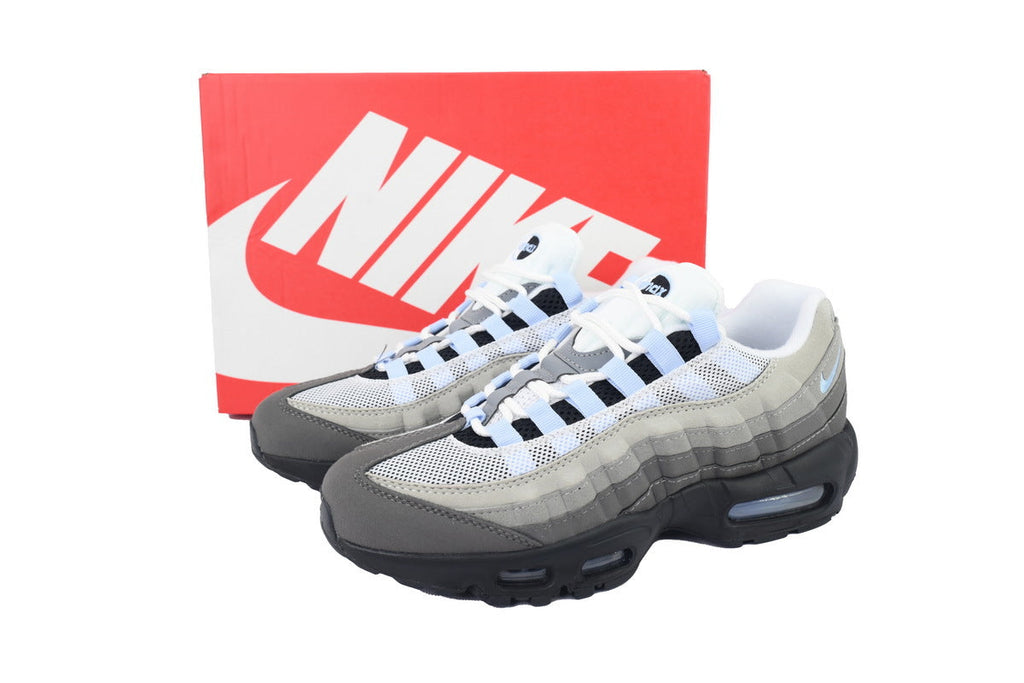 Nike Air Max 95 – Classic Sneakers